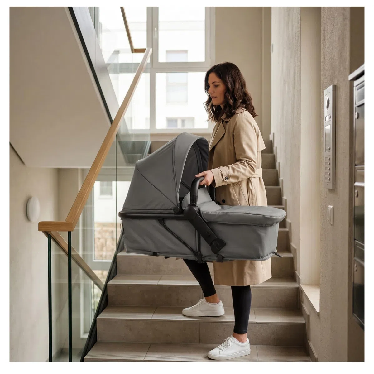 hauck Convert N Care Carrito Bebe 2 en 1 desde el Nacimiento hasta 22 kg - Capazo Convertible en Asiento Reversible - Protección UV 50+ - Ruedas de Goma - Con Adaptadores para Grupo 0+ - Gris