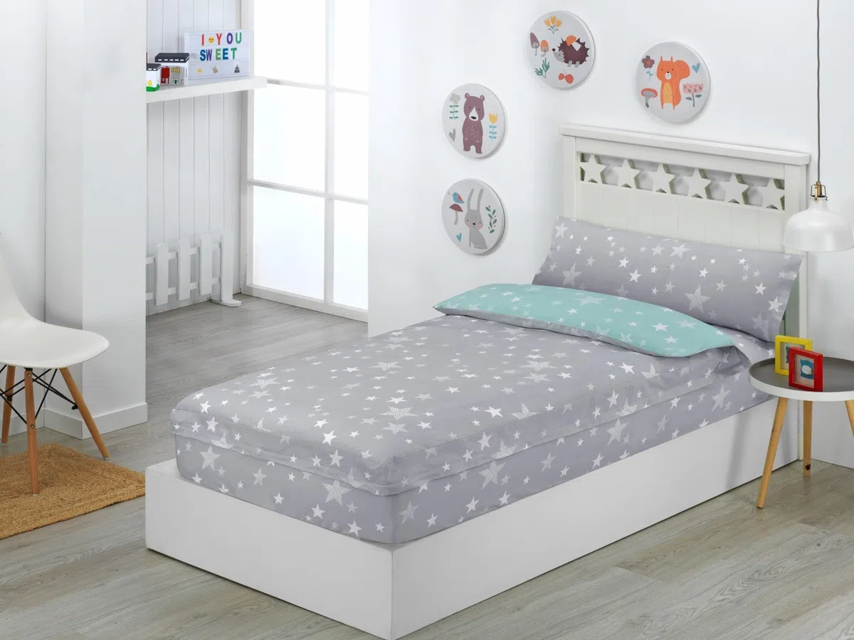 Saco Nórdico con Cremallera Cama Infantil Estrellas Stars Relleno Incluido Color Gris Talla Cama 90
