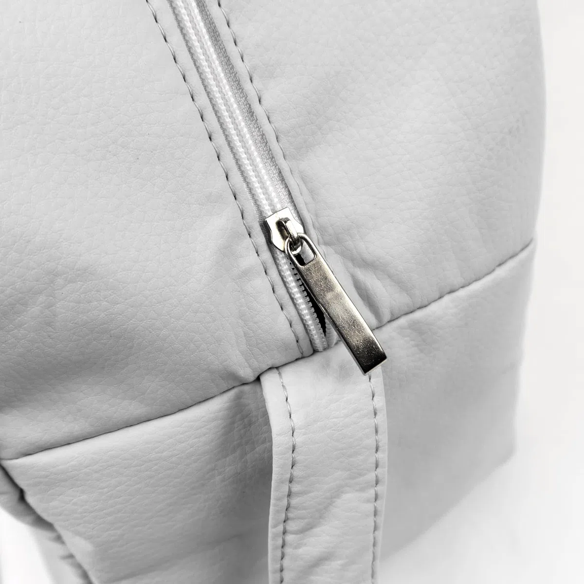 Bolso Carro Bebé Personalizado - Beige | Bolsa de Maternidad para Carro y Hospital | Bolso Maleta Carrito Bebé de Polipiel Acolchado con Nombre Bordado | Fabricado en España | 43x30x23 cm
